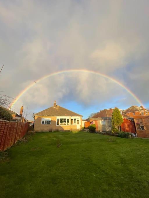 Early Sunrise - Entire House In Withernsea Dış mekan fotoğraf
